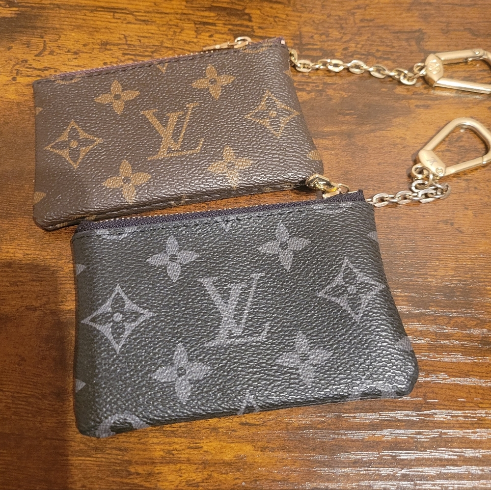 Coin pouch